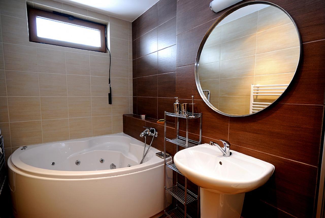 Ski & Sun Wellness Apartments ลิฟตอฟสกีมิคูลาช ภายนอก รูปภาพ