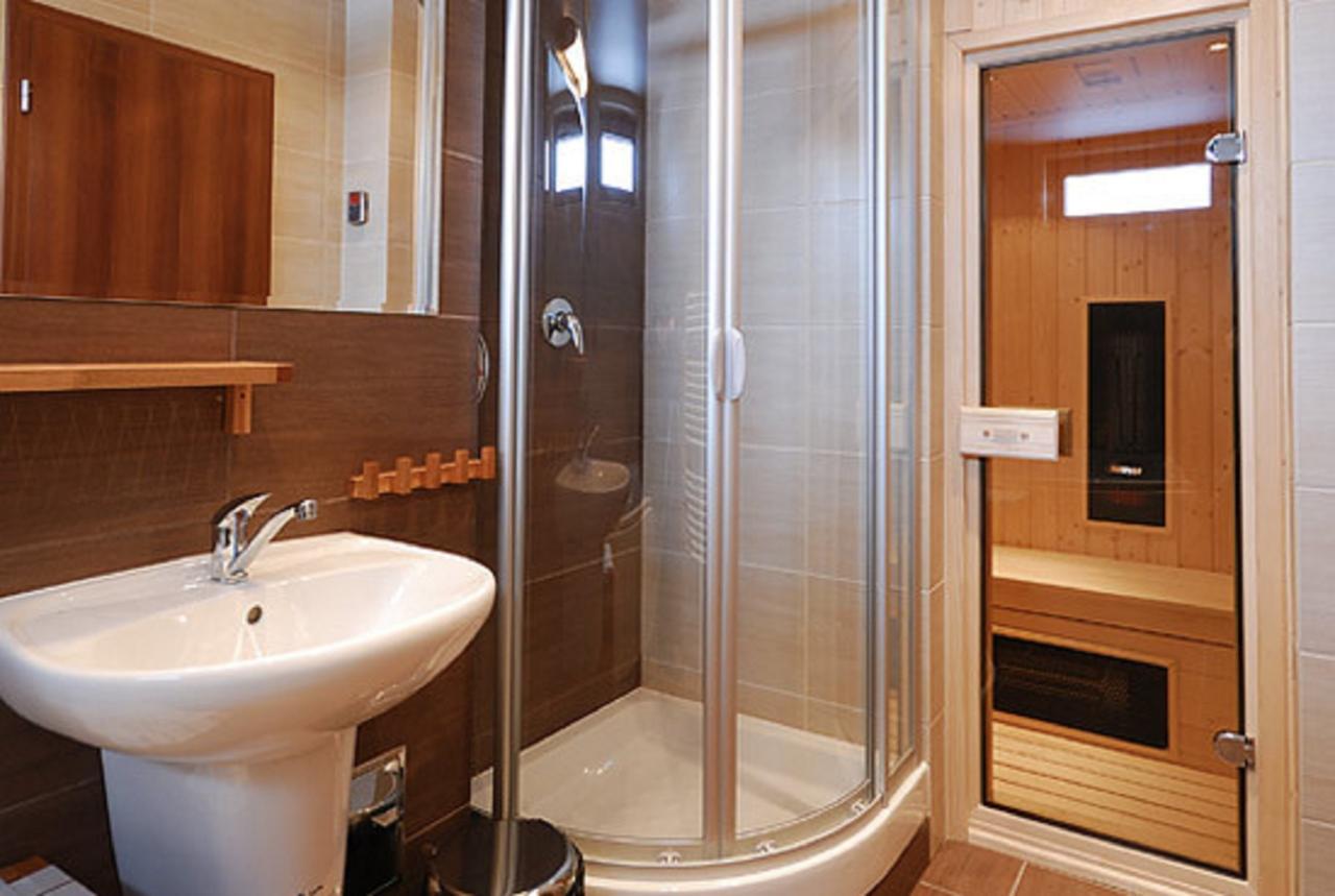 Ski & Sun Wellness Apartments ลิฟตอฟสกีมิคูลาช ภายนอก รูปภาพ
